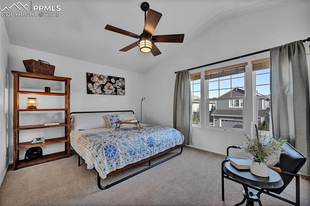 Image 21 of 43: Bedroom