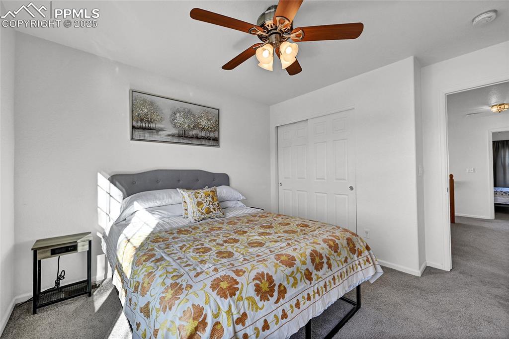 Image 27 of 43: Bedroom