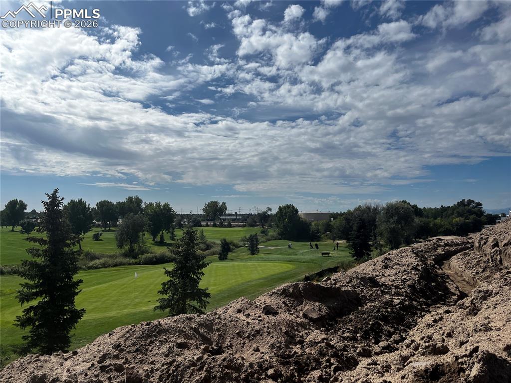 Image 26 of 27: View