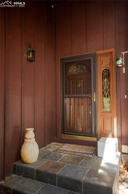 Image 2 of 36: Entry