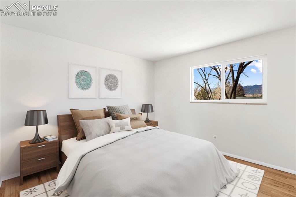 Image 13 of 38: Bedroom