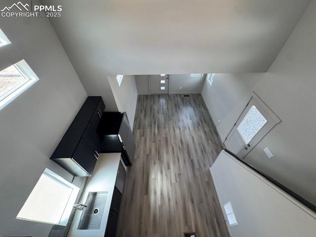 Image 6 of 16: Living Room