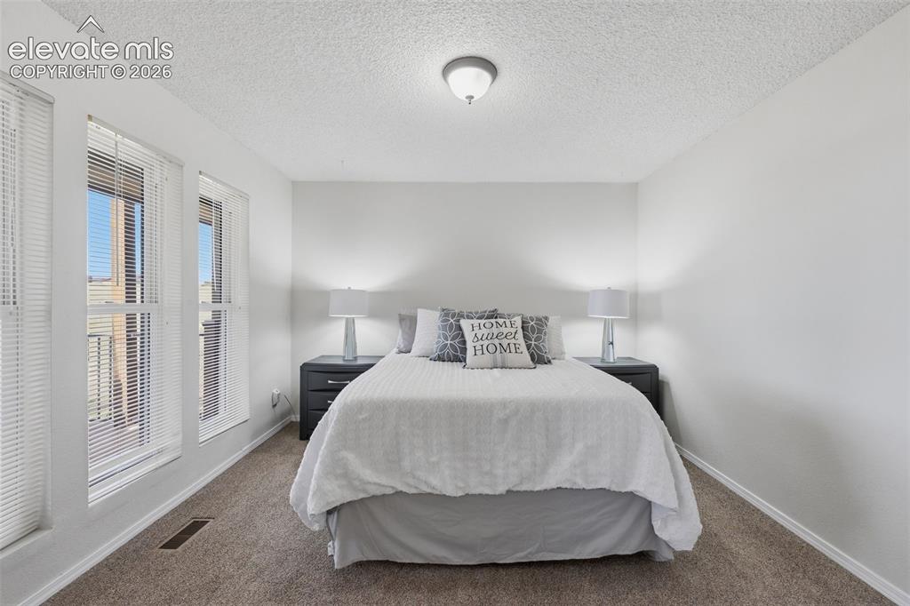 Image 18 of 46: Bedroom