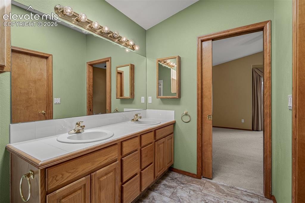 Image 27 of 49: Master Bathroom