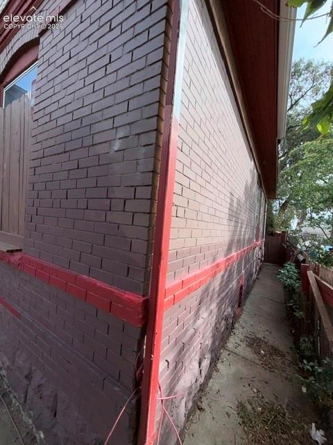 Image 6 of 18: Side of Structure
