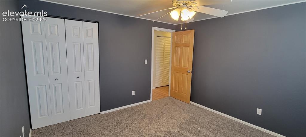 Image 8 of 23: Bedroom