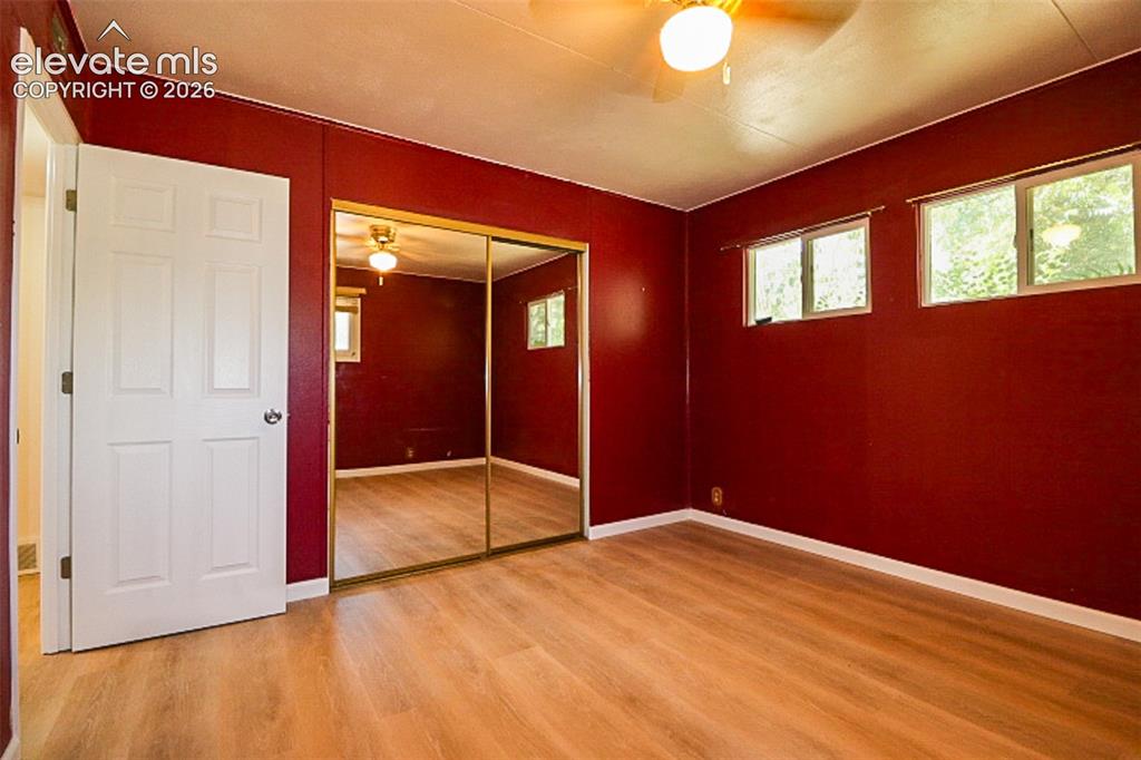 Image 12 of 22: Bedroom