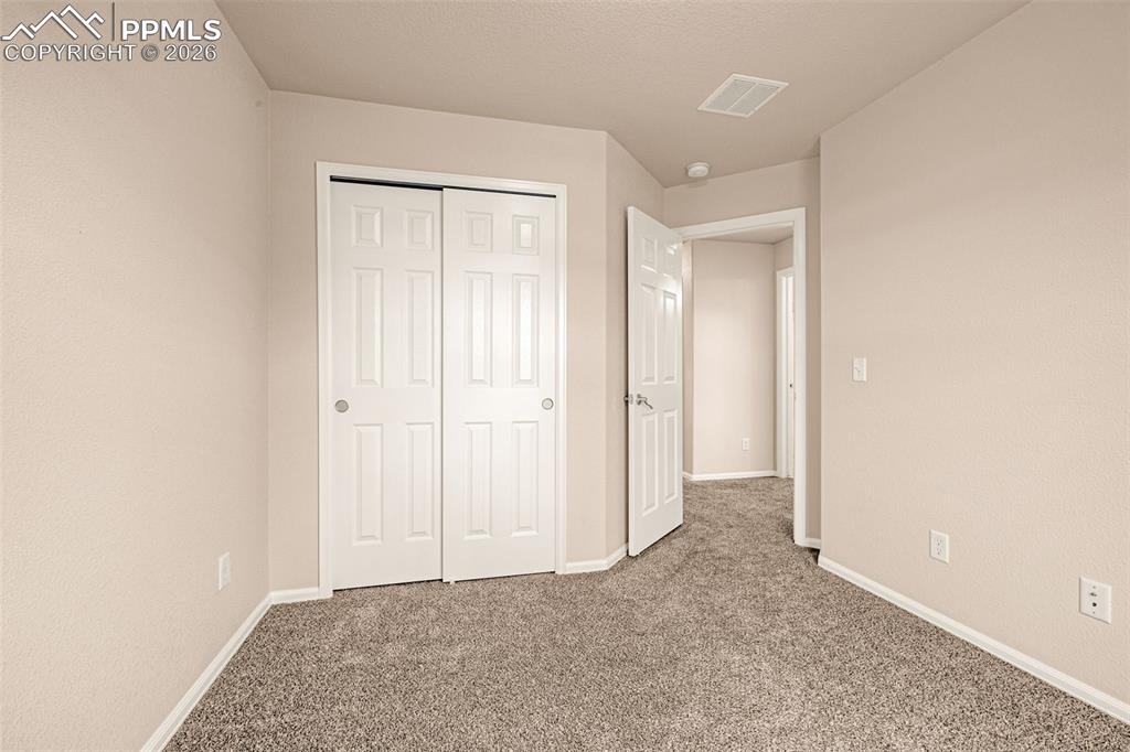 Image 19 of 41: Bedroom