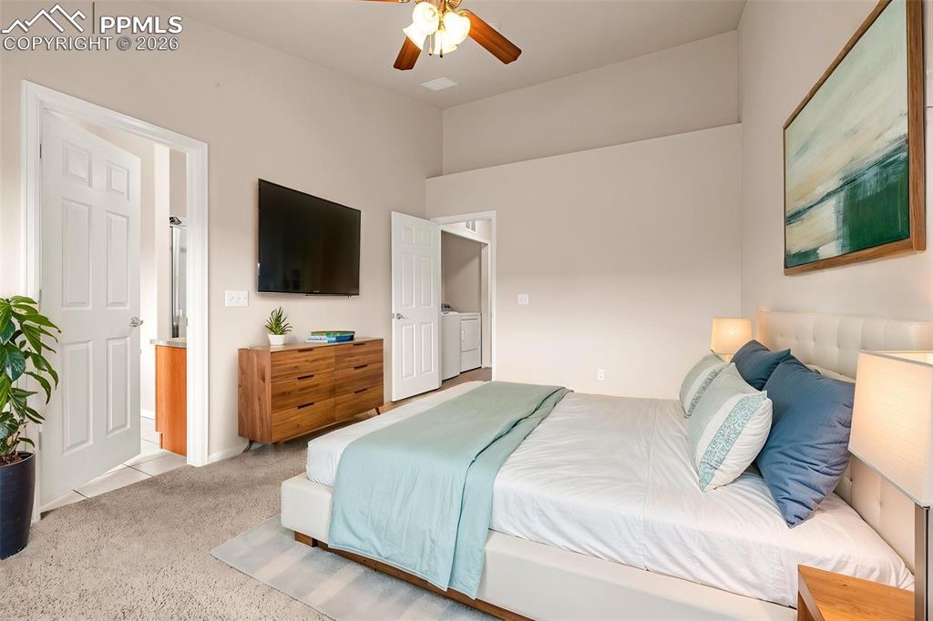 Image 26 of 41: Bedroom