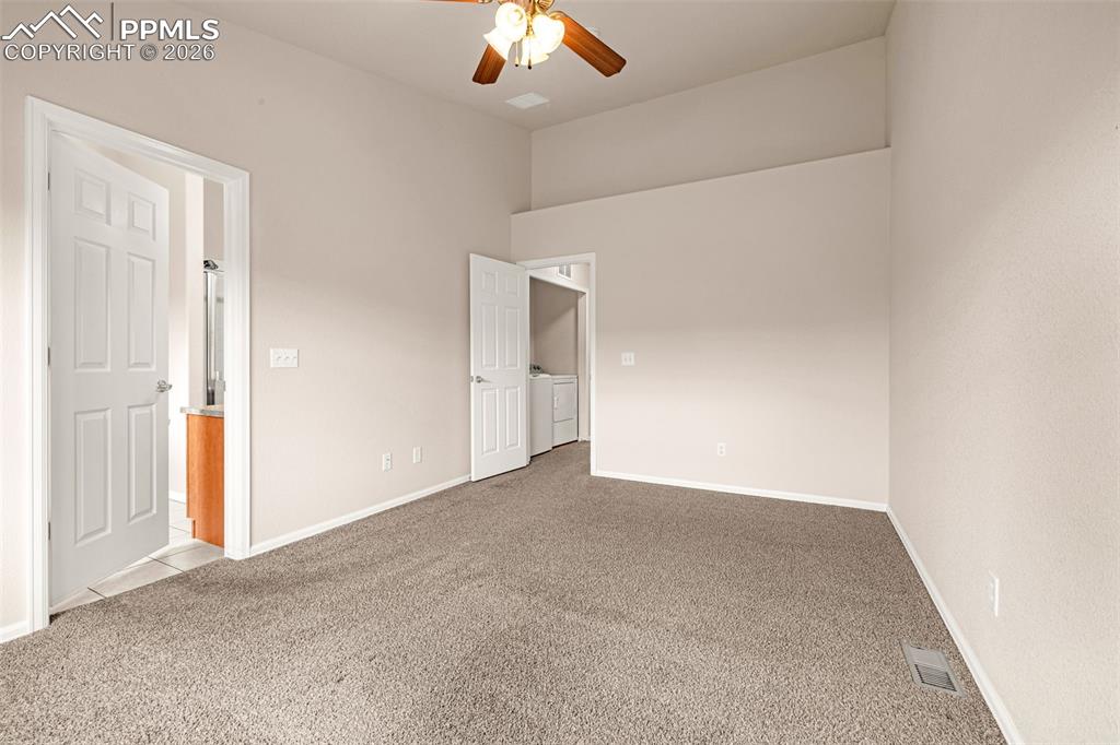 Image 27 of 41: Bedroom