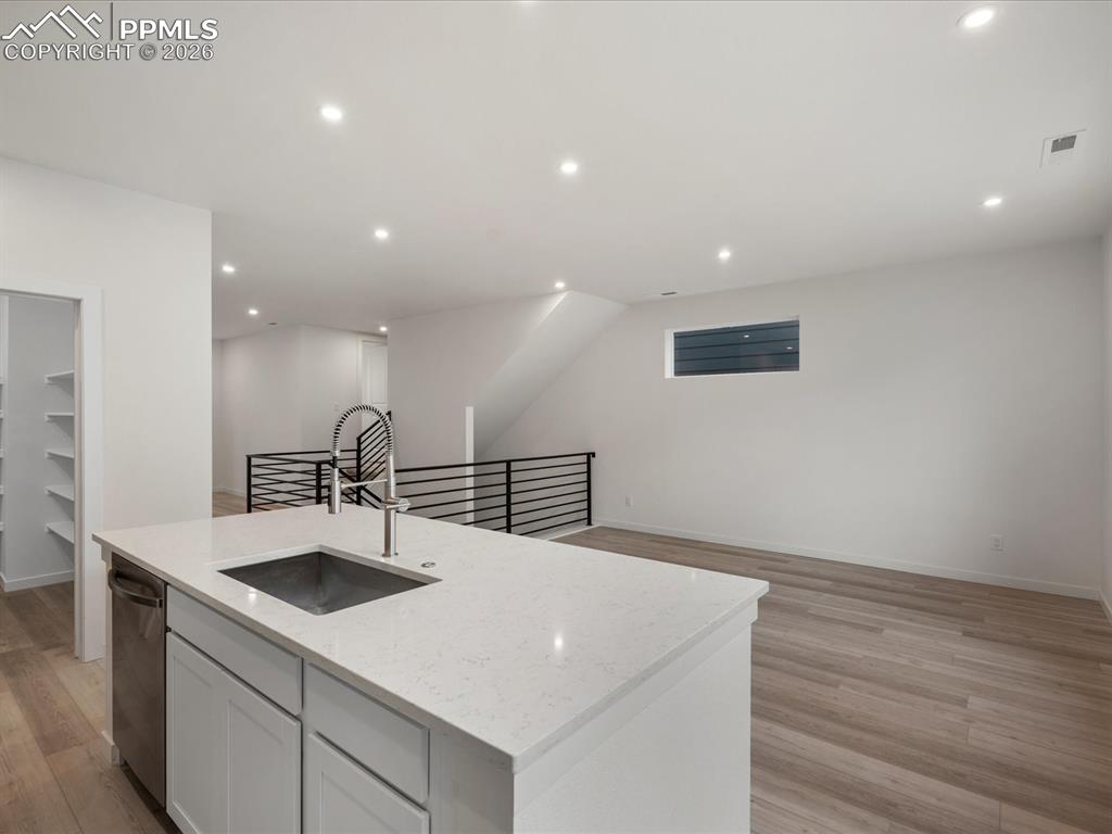 Image 12 of 34: Kitchen