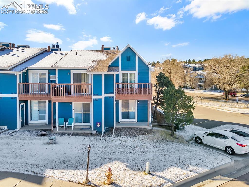 Image 11 of 13: Back of Structure