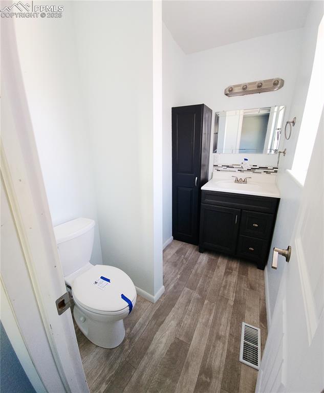 Image 12 of 25: primary bath