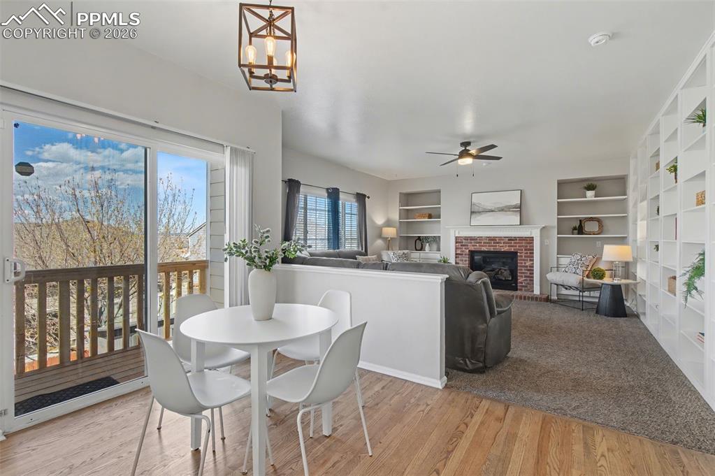 Image 17 of 39: Dining Area