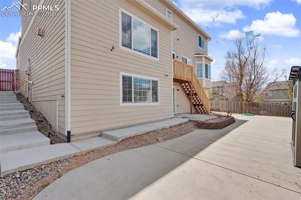 Image 38 of 39: Back of Structure