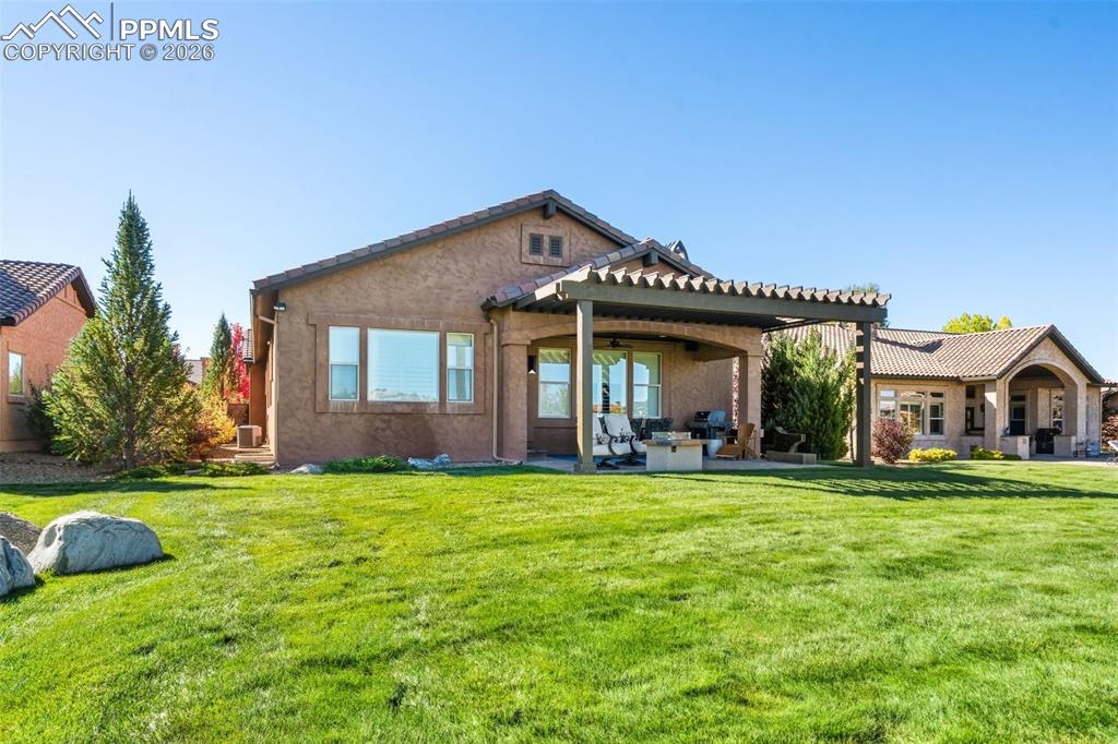 Image 22 of 45: Back of Structure