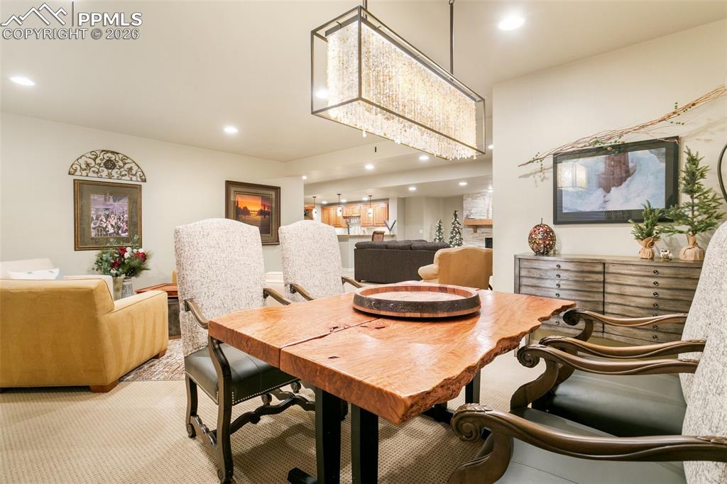 Image 27 of 45: Recreation Room