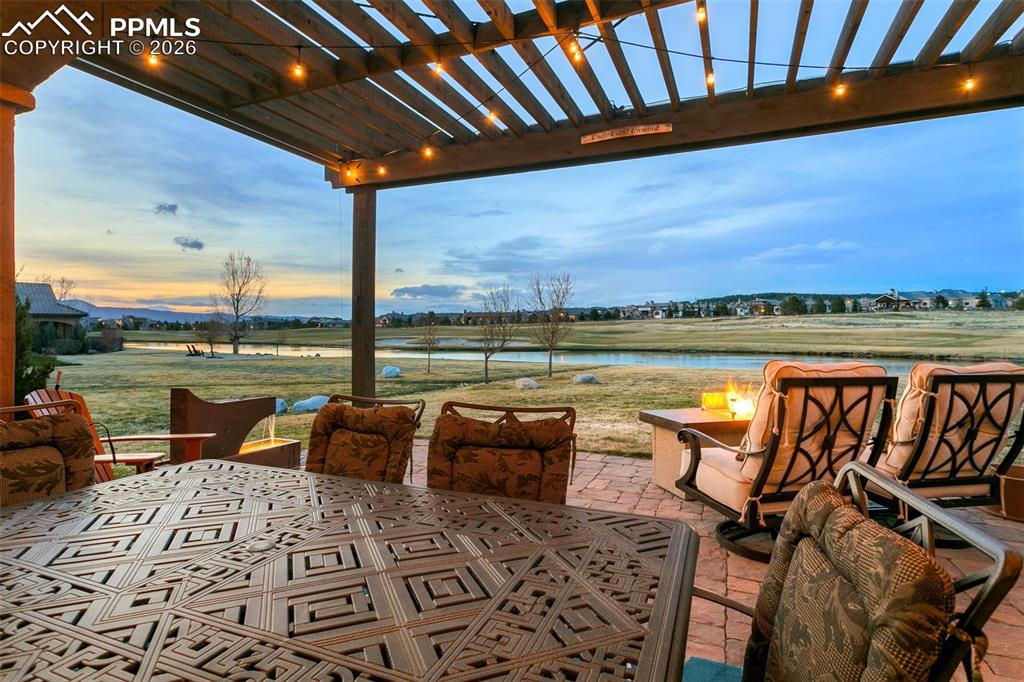 Image 7 of 45: Patio