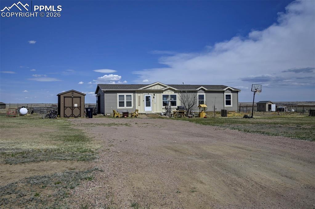 Image 1 of 18: Front of the home