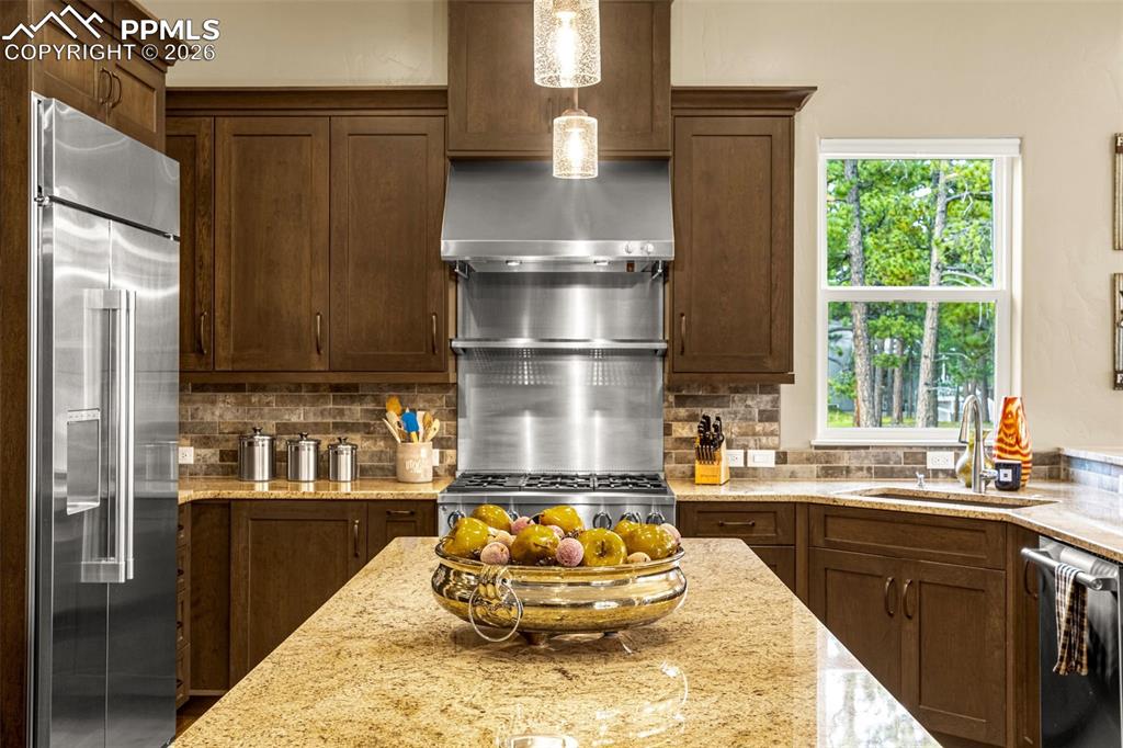 Image 12 of 50: No Description Available