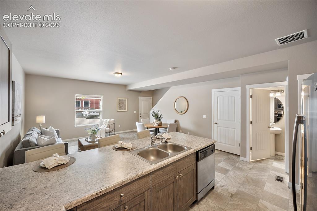 Image 6 of 29: Kitchen