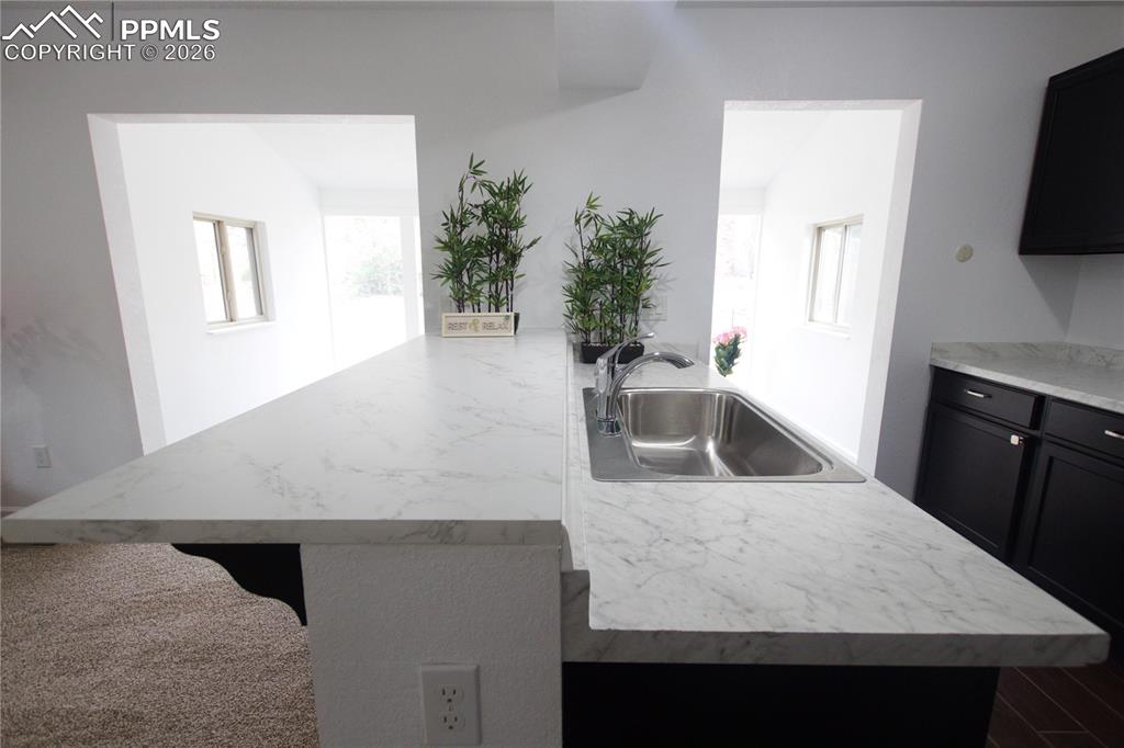 Image 6 of 14: Kitchen