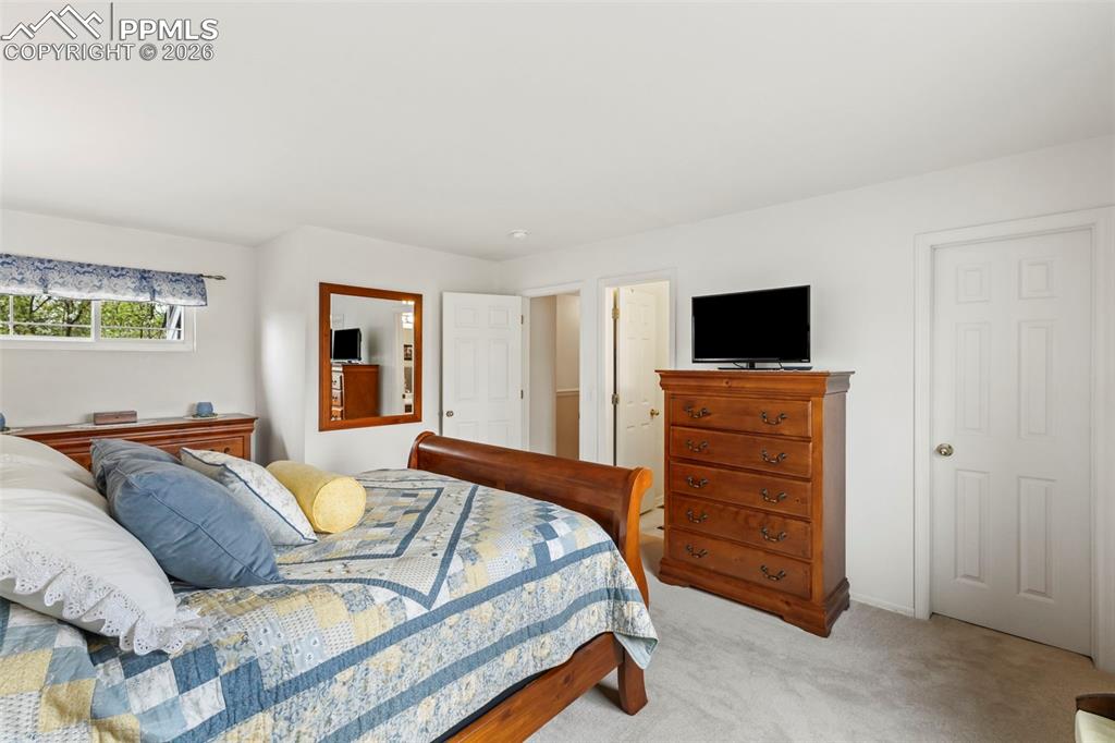 Image 10 of 25: Master Bedroom