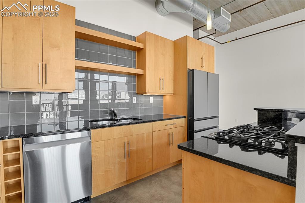 Image 10 of 42: New dishwasher, newer refrigerator and gas range