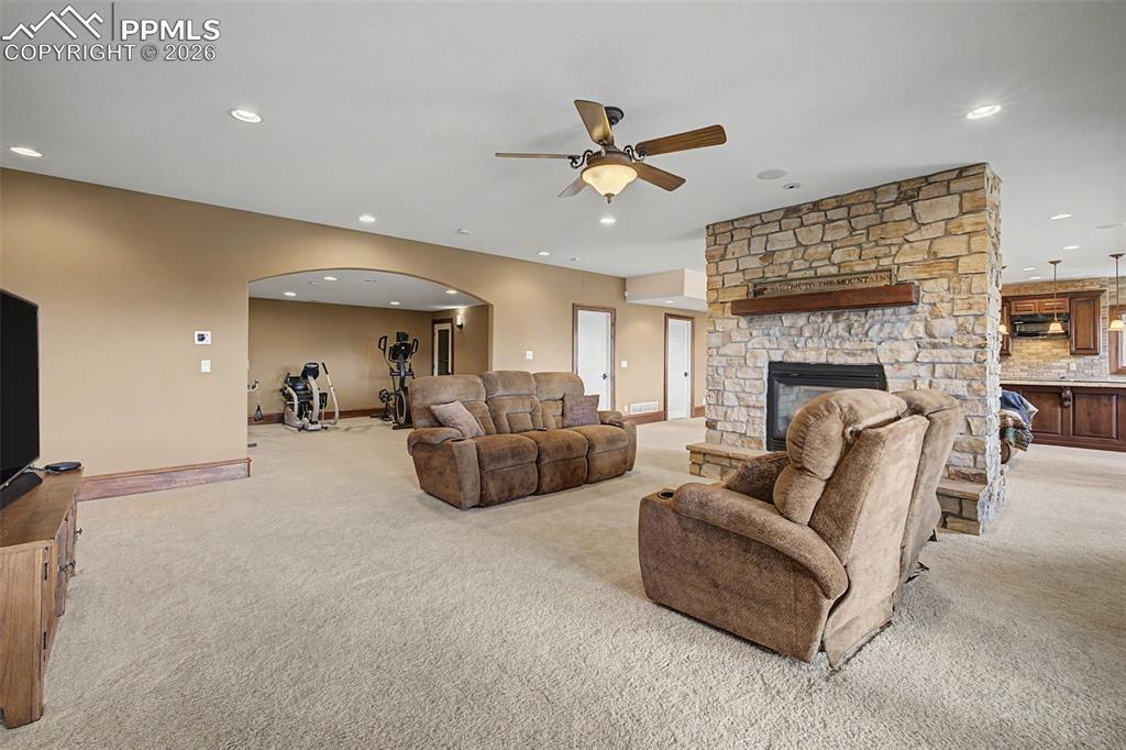 Image 28 of 50: Family Room