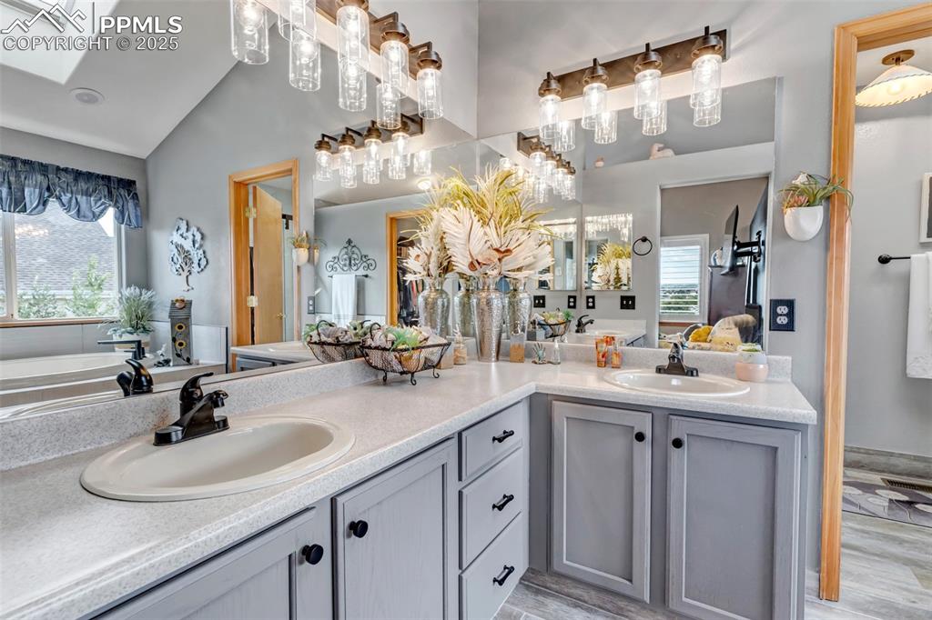 Image 28 of 50: Master Bathroom