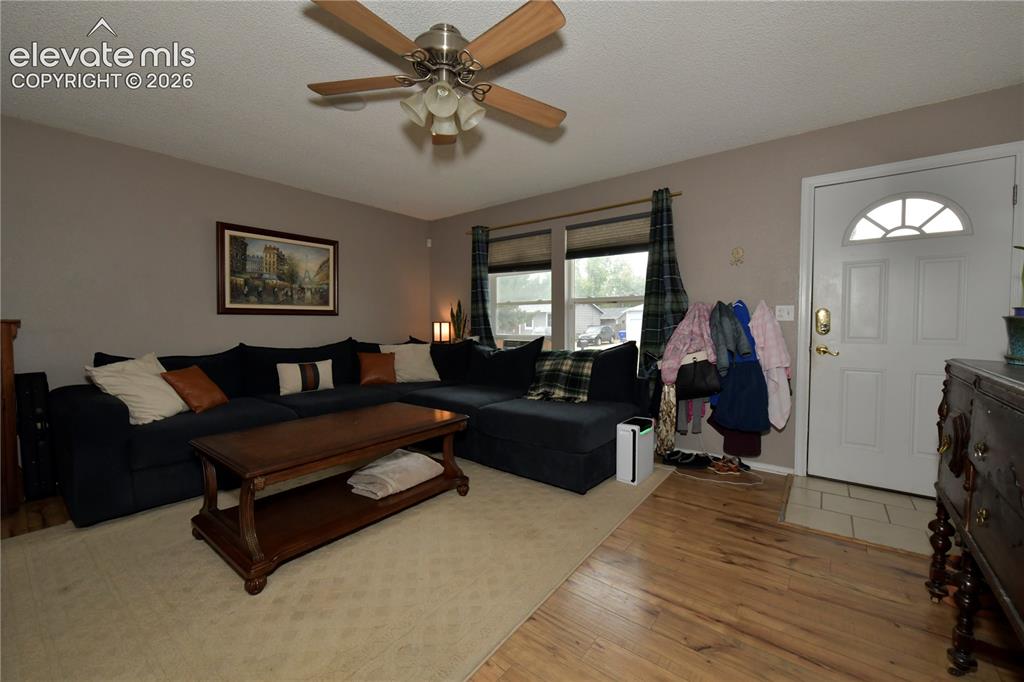 Image 4 of 24: Living Room