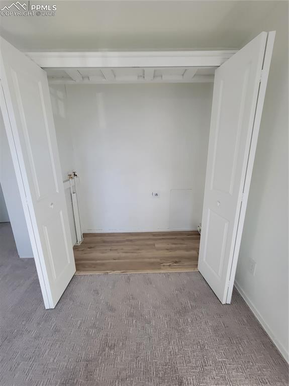 Image 12 of 12: Full Size Washer & Dryer Closet