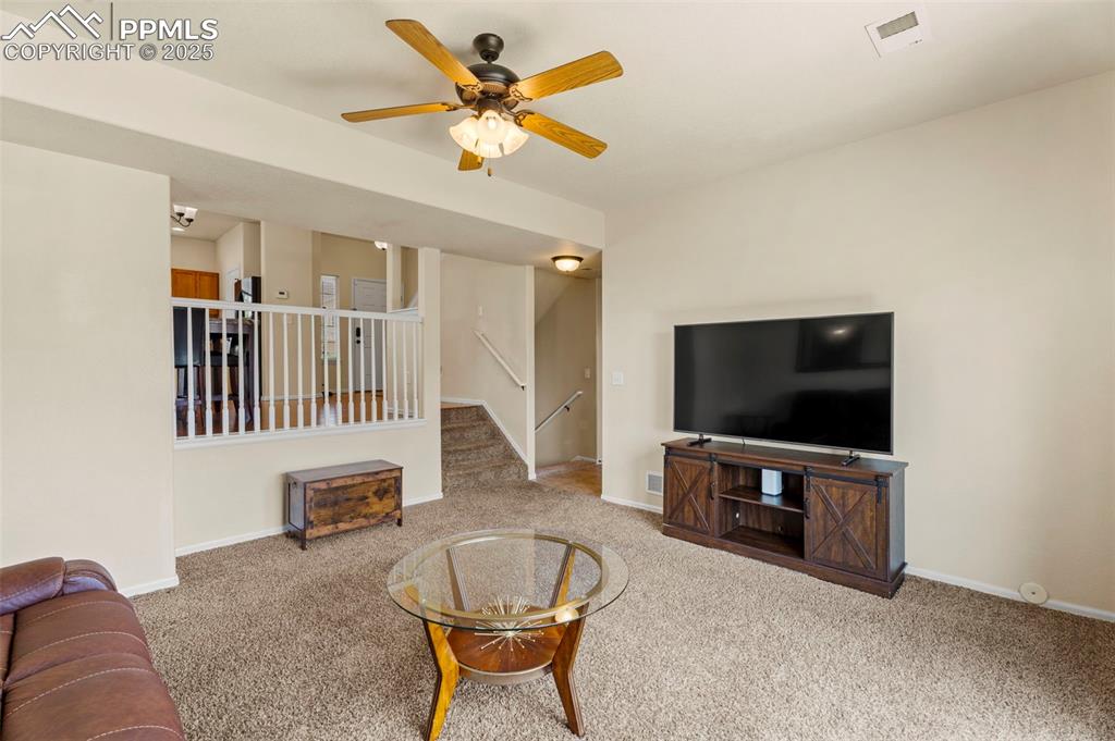 Image 10 of 32: Living Room