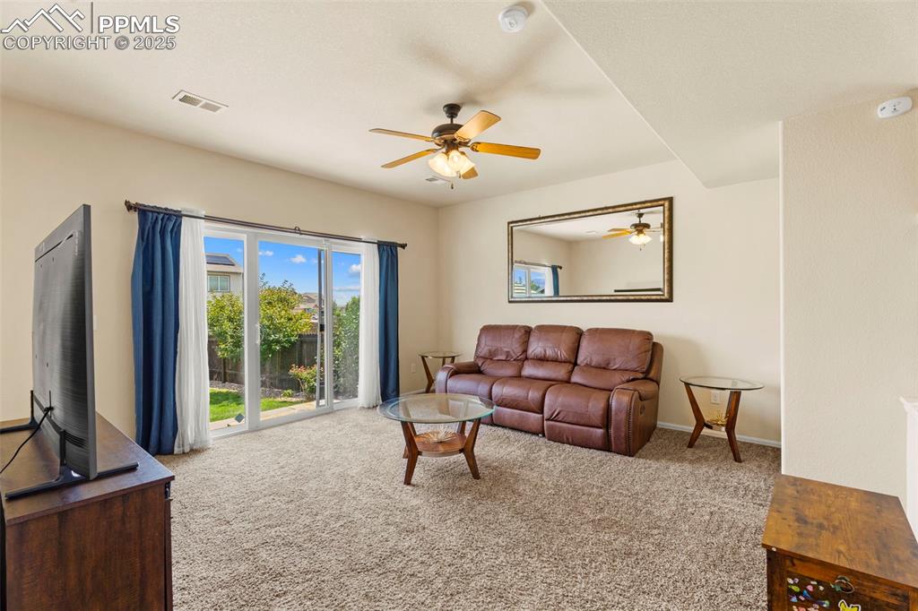 Image 9 of 32: Living Room