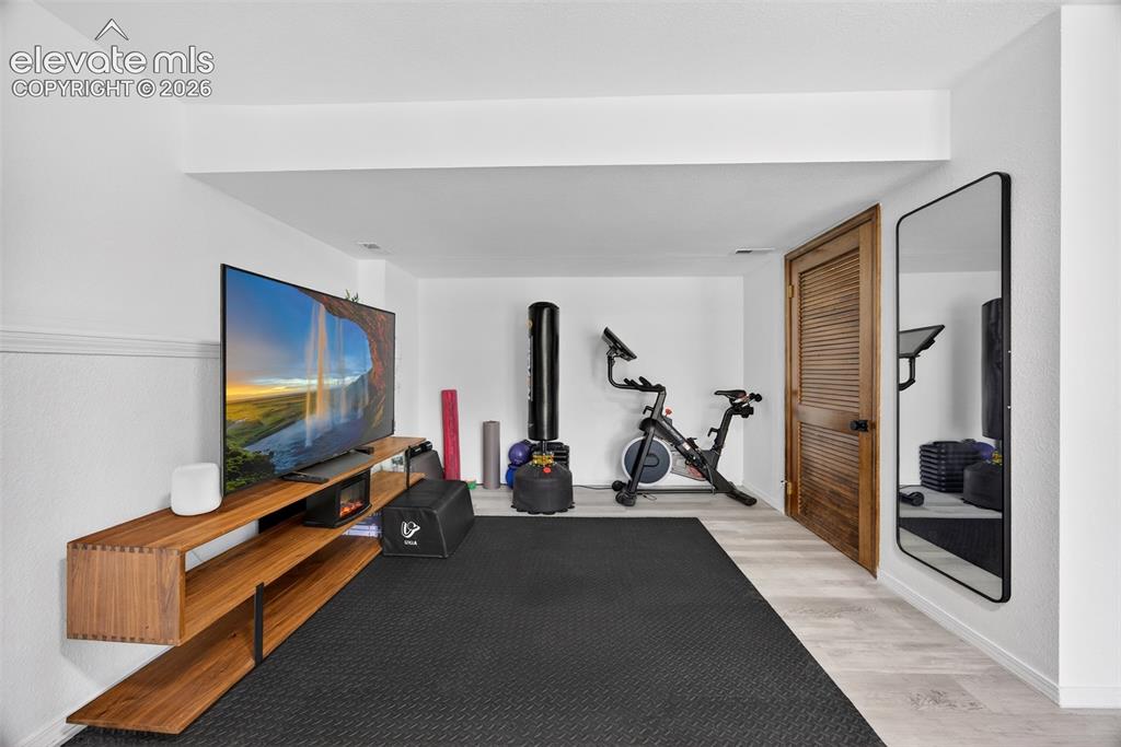 Image 45 of 50: Exercise Room