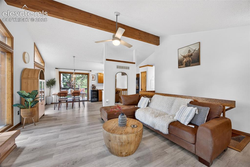 Image 9 of 50: Living Room