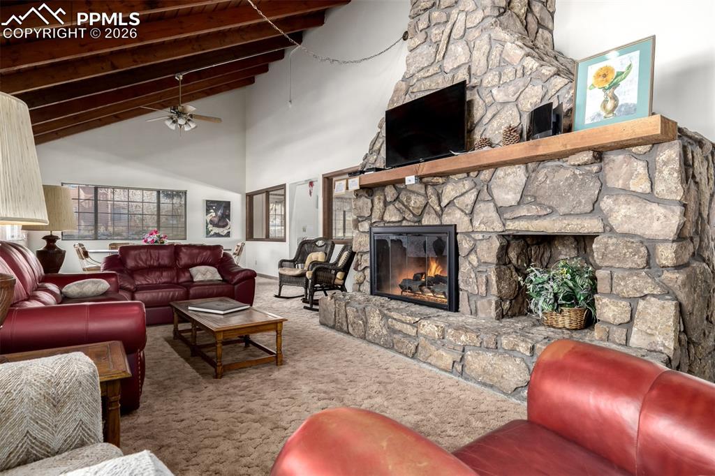 Image 26 of 35: Community Living Room