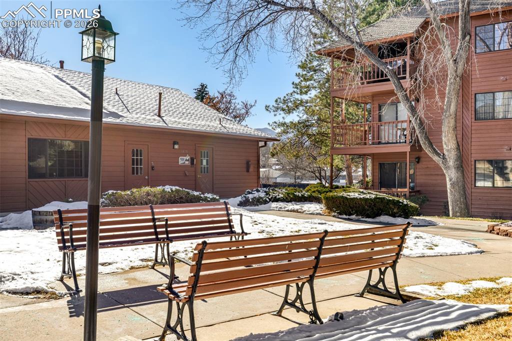 Image 31 of 35: Community Grounds