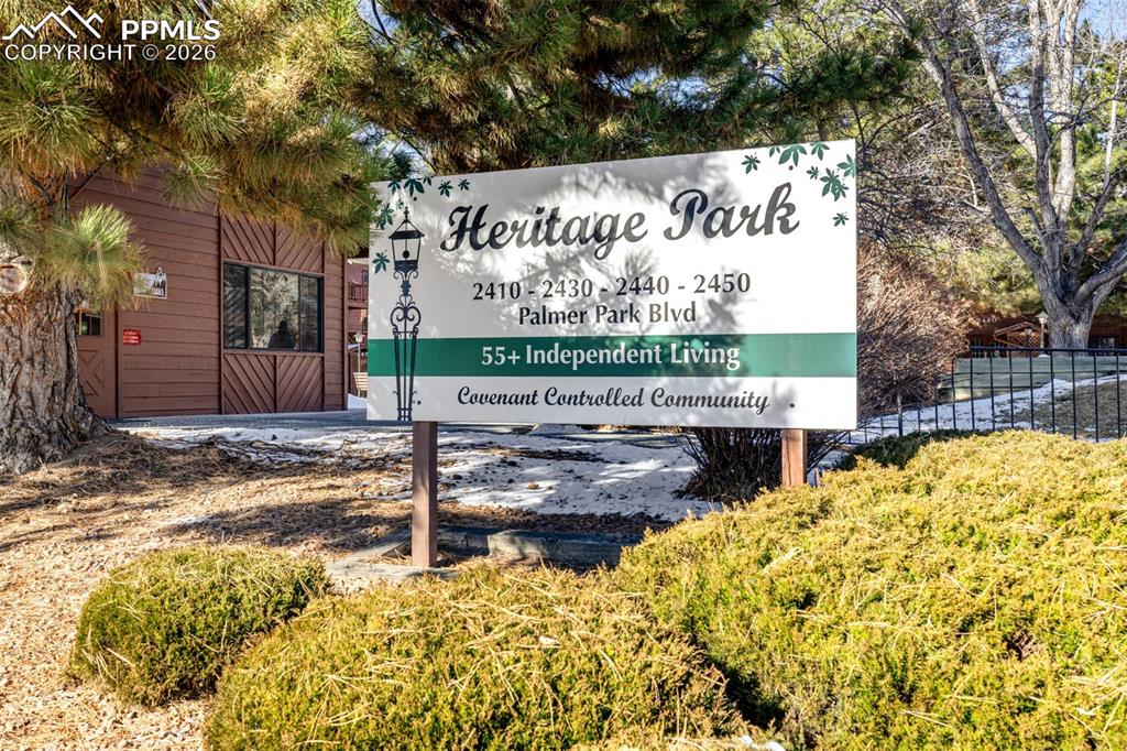 Image 34 of 35: Community Grounds