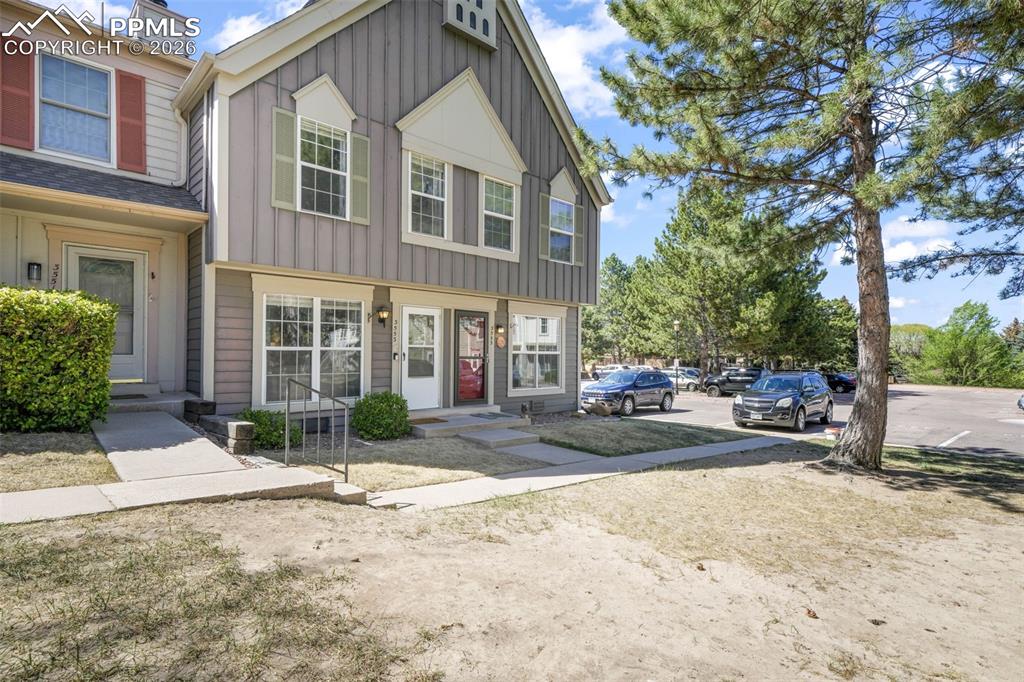 Image 4 of 50: Front of Structure