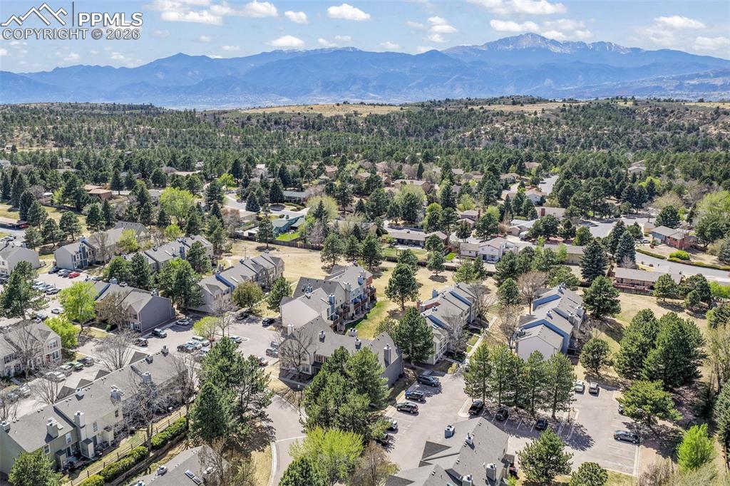 Image 43 of 50: Bedroom