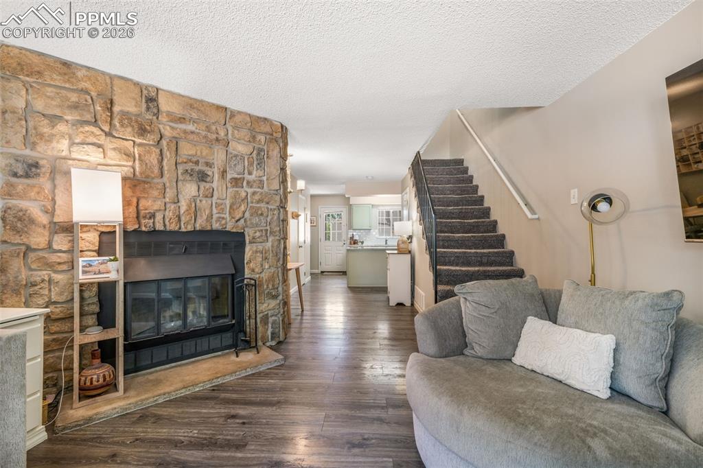 Image 7 of 50: Front of Structure