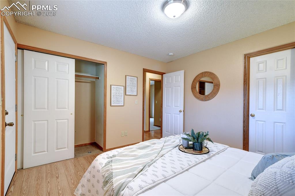 Image 12 of 20: Bedroom