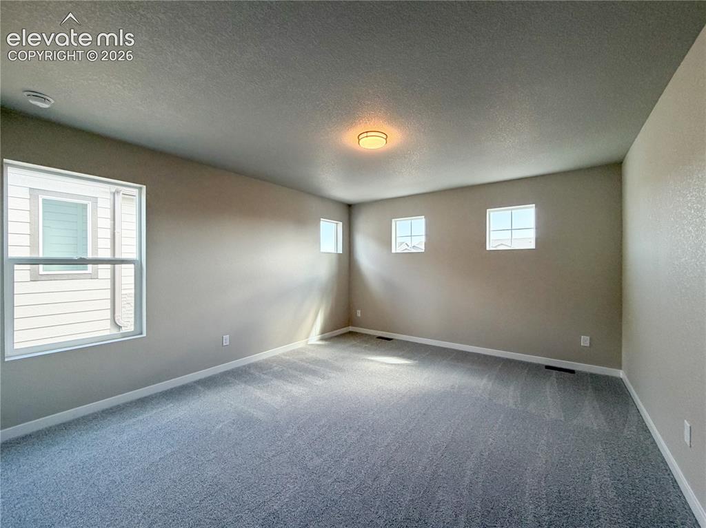 Image 17 of 41: Master Bedroom