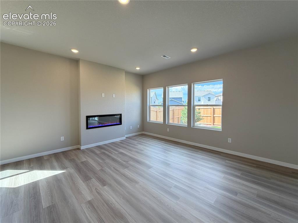 Image 6 of 41: Living Room