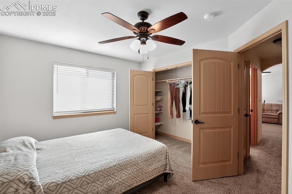 Image 19 of 34: Bedroom