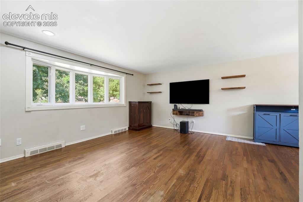 Image 5 of 49: Living Room