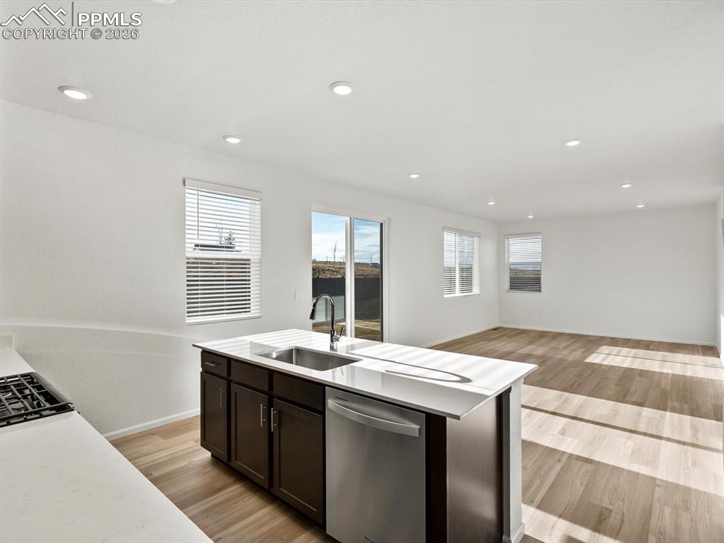 Image 10 of 29: Kitchen