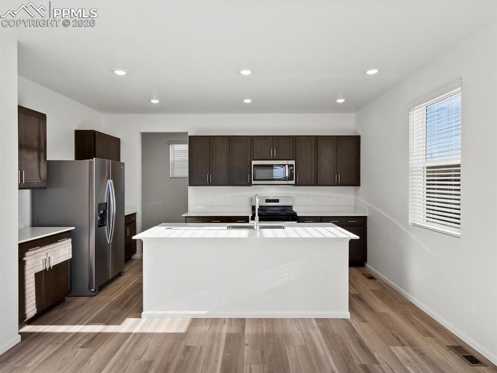 Image 6 of 29: Kitchen