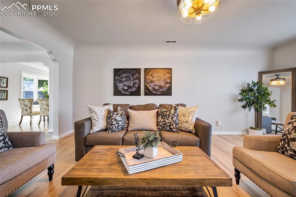 Image 6 of 36: Living Room